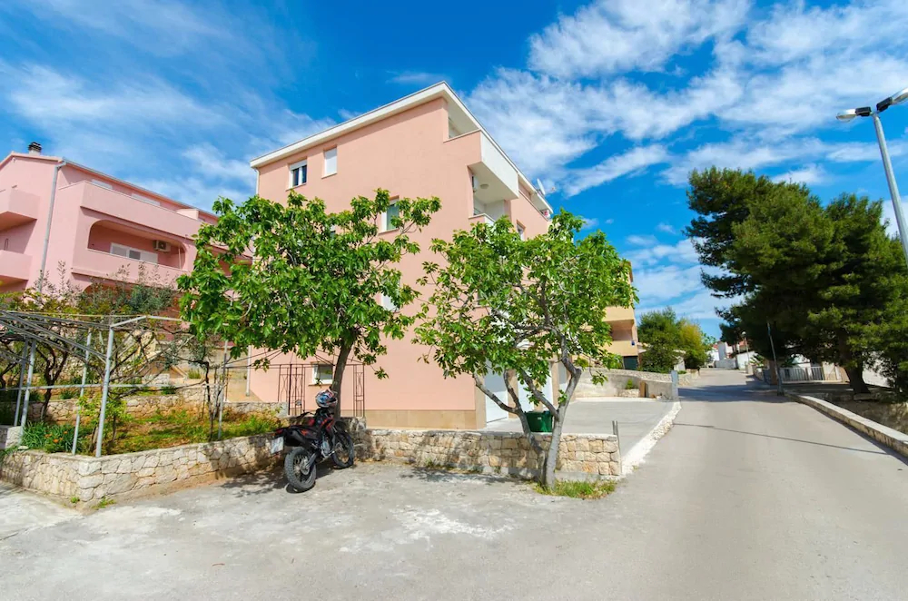 Apartments Dragica