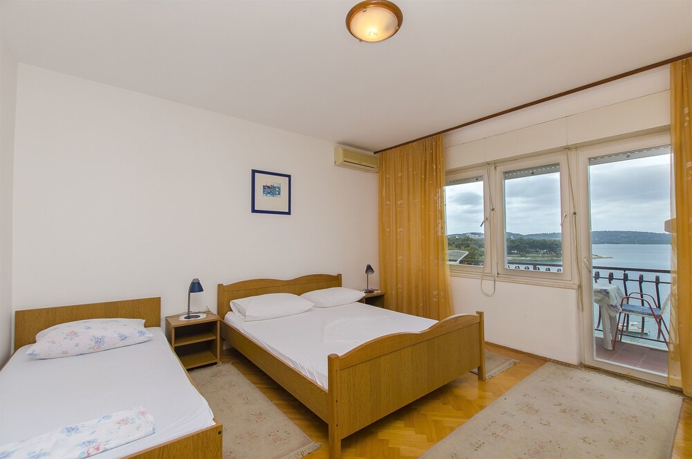 Apartments Edita