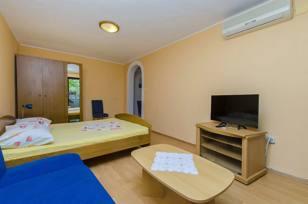 Apartments Edita