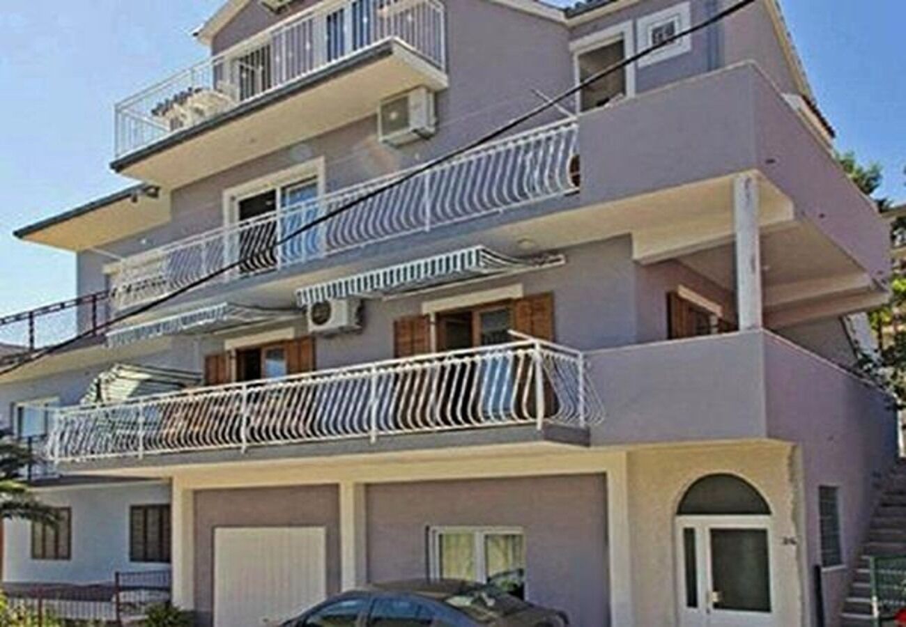 Apartments Hazi 1 - 150m from sea