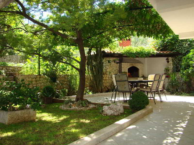 Apartments In Trogir by Smuketa Apartments