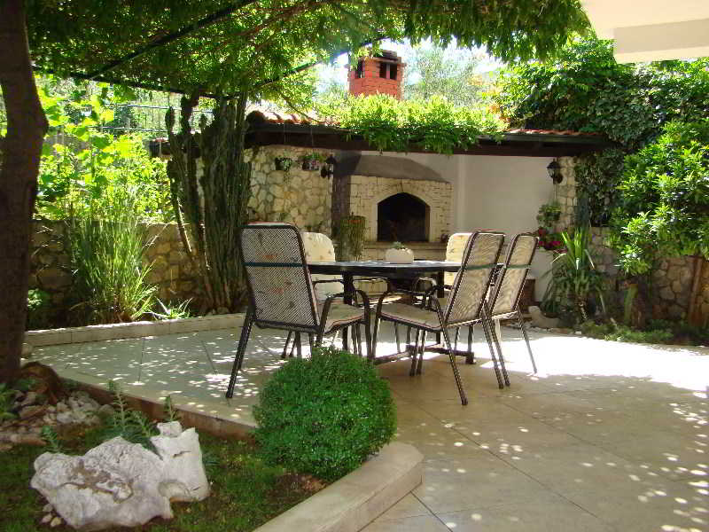 Apartments In Trogir by Smuketa Apartments