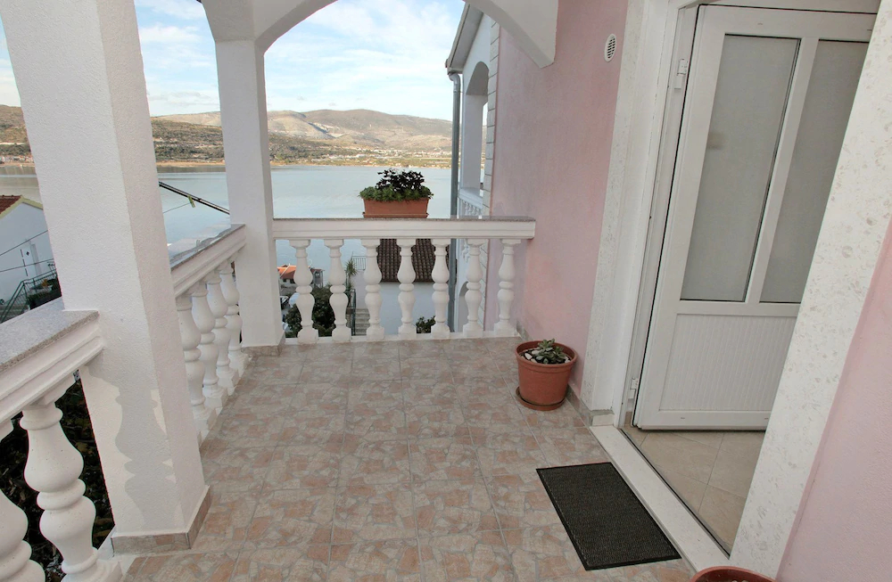 Apartments Iva