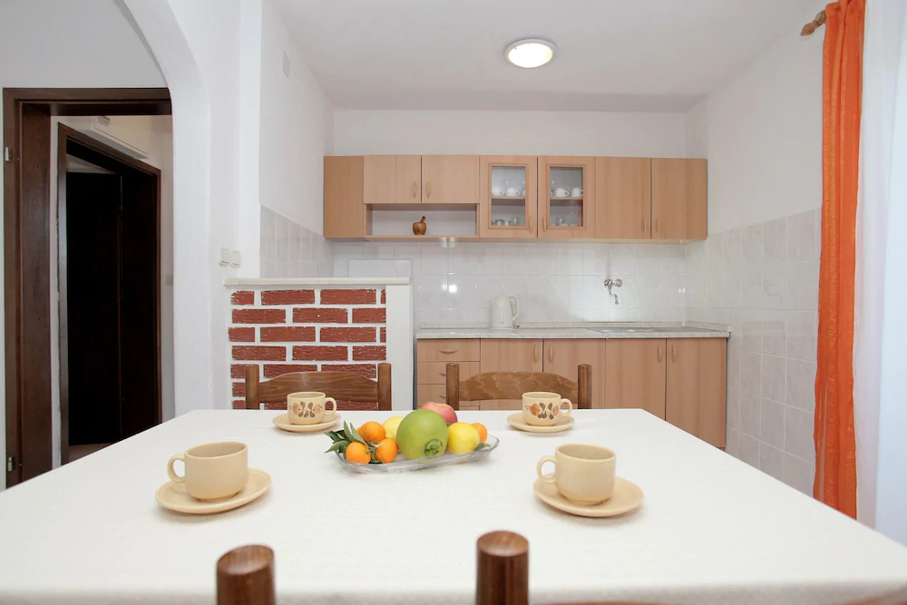 Apartments Iva