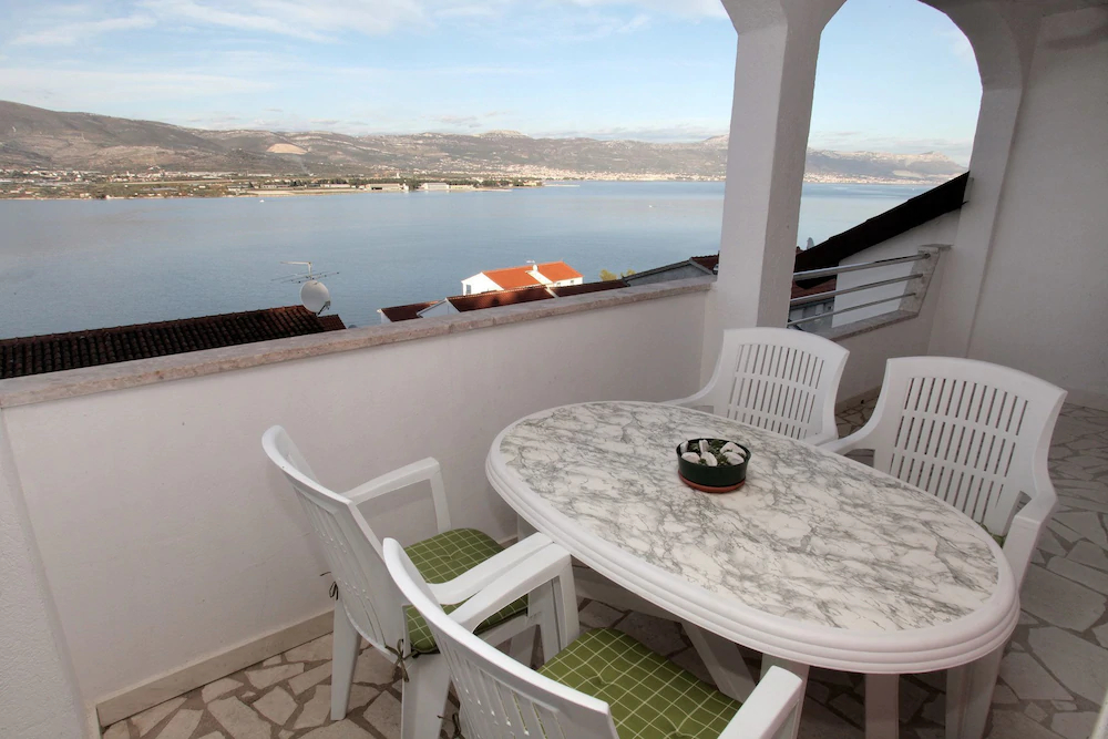Apartments Iva