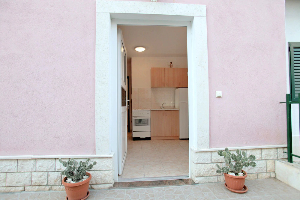 Apartments Iva
