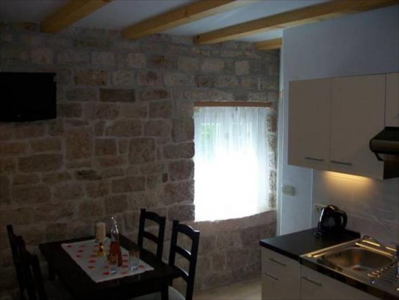 Apartments Ivica