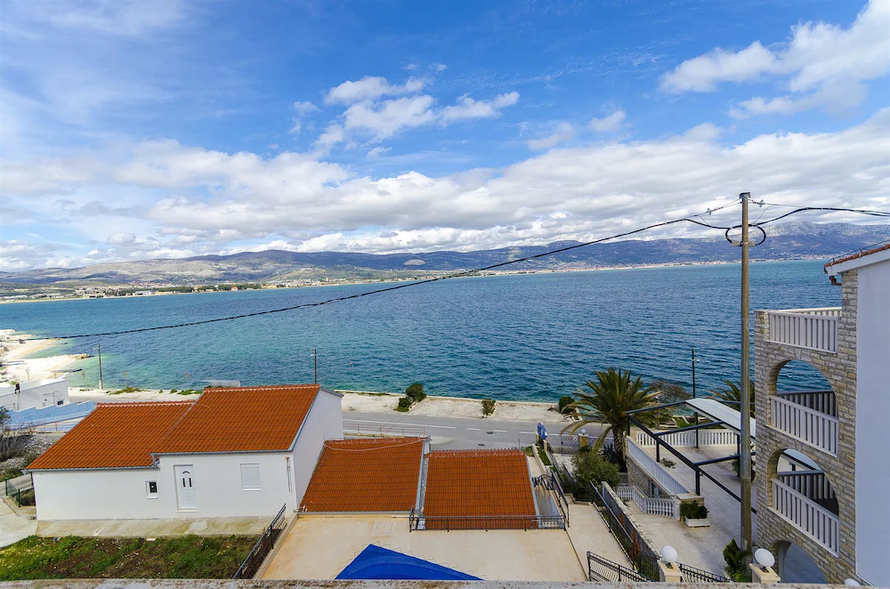 Apartments Krusica