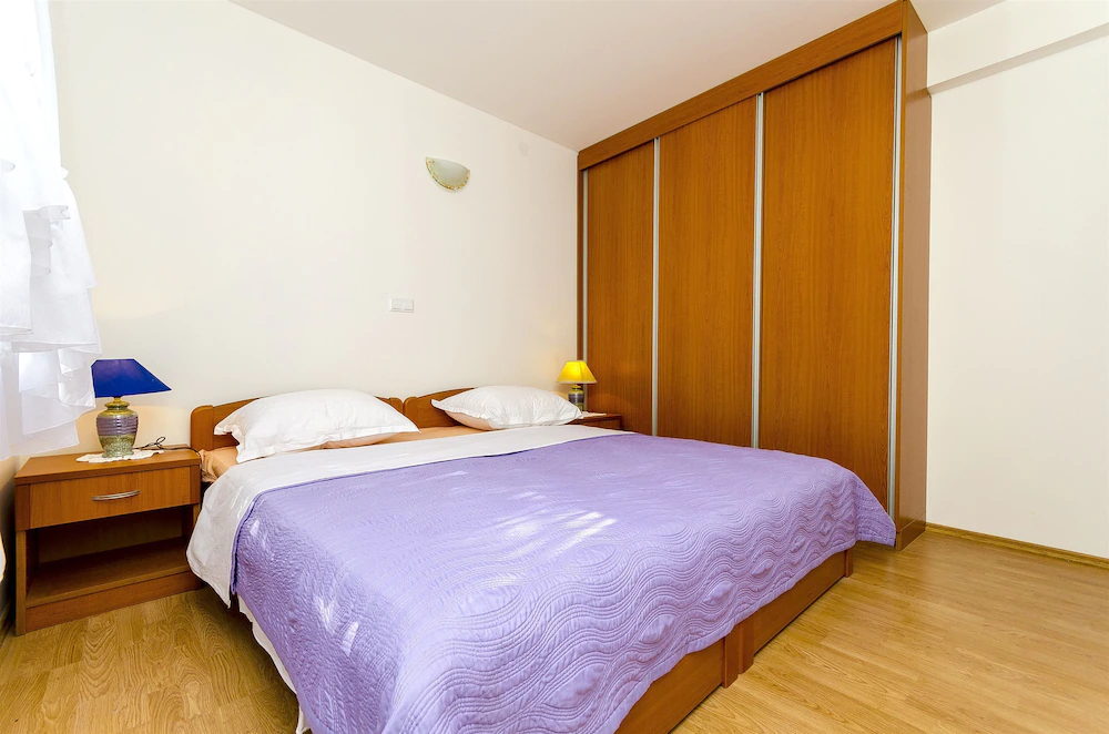 Apartments Krusica