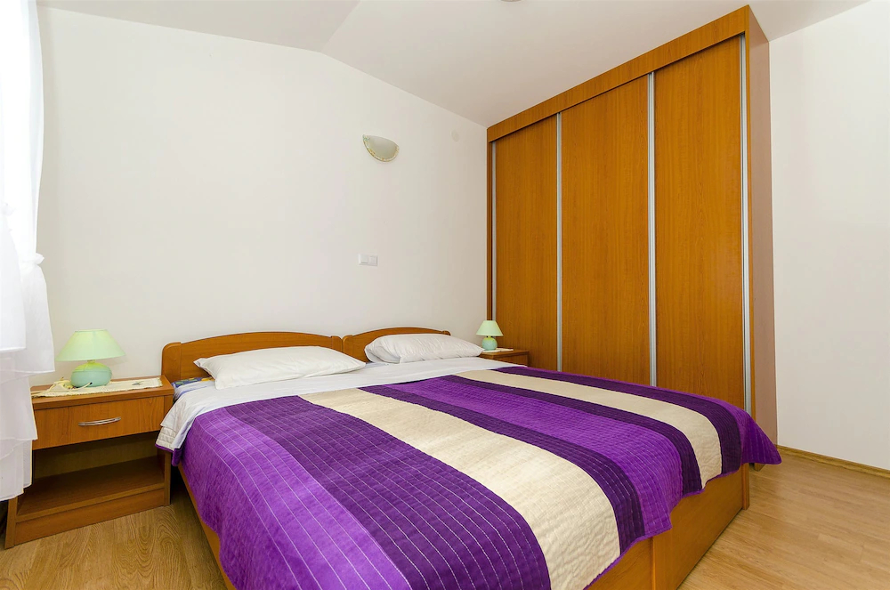 Apartments Krusica