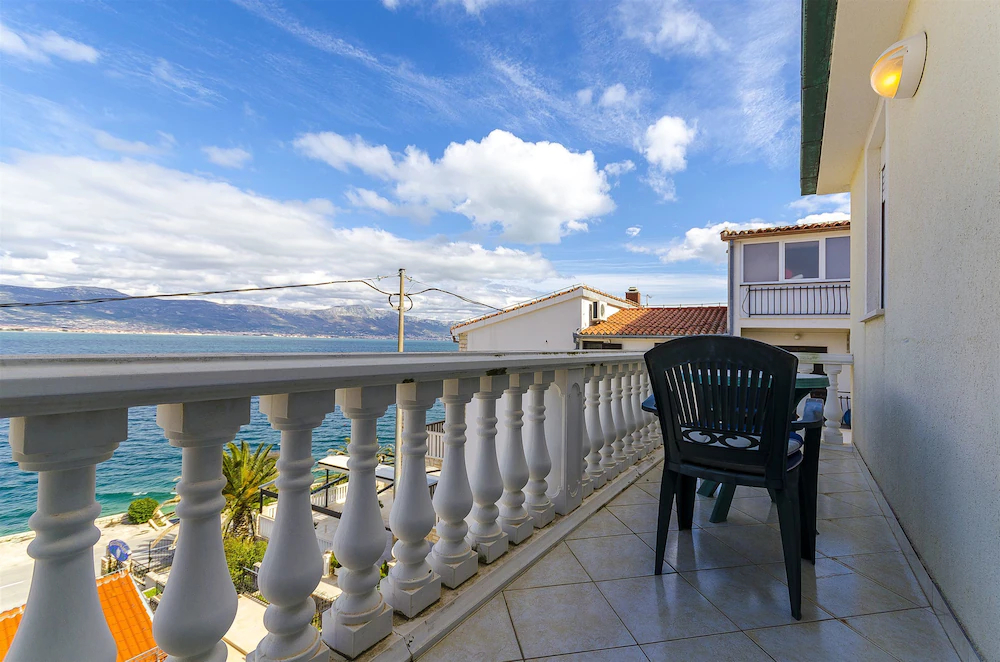 Apartments Krusica