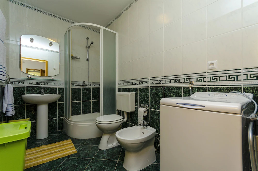 Apartments Krusica