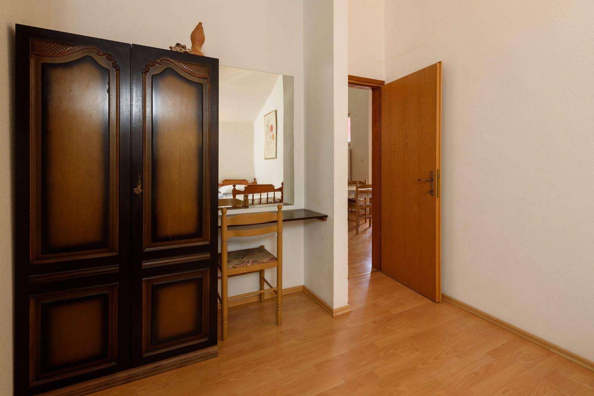 Apartments Kudelik