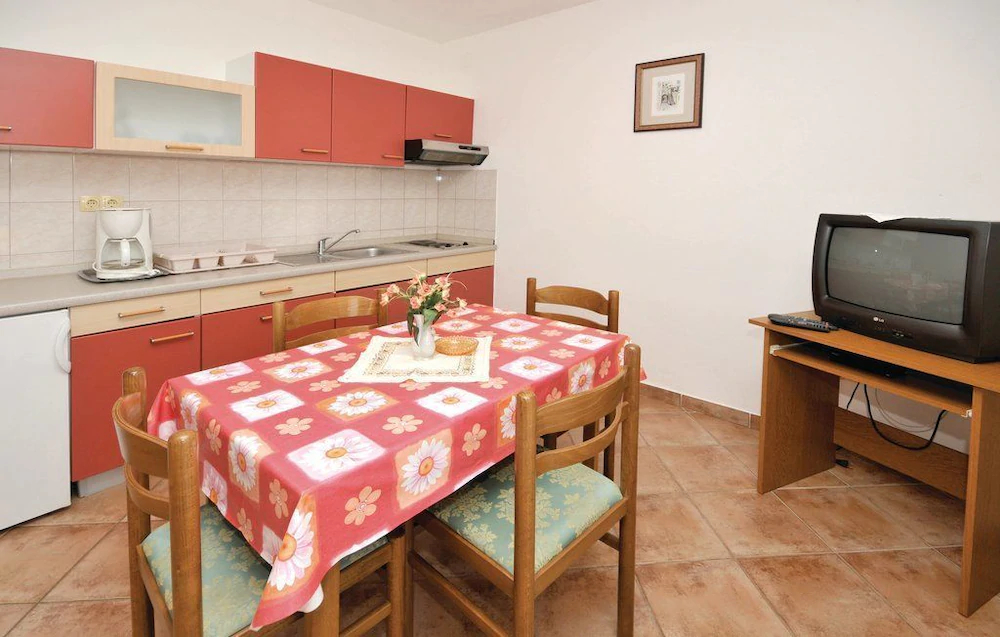 Apartments Ljubomir
