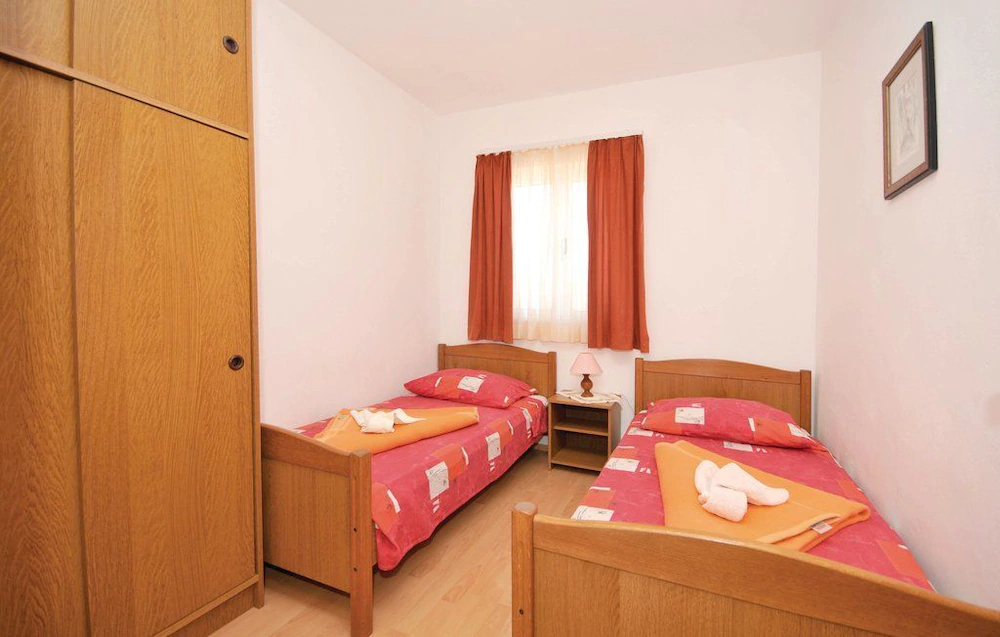 Apartments Ljubomir