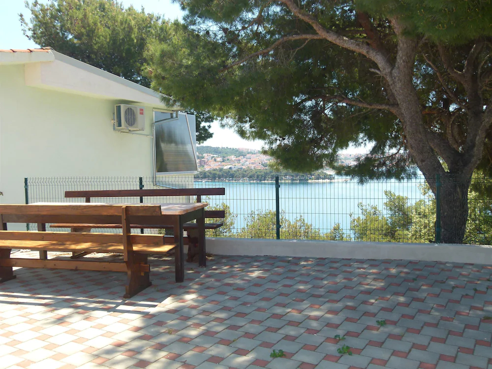 Apartments Nenad