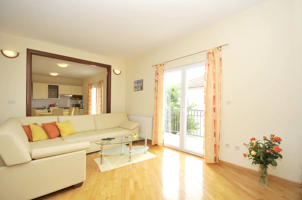 Apartments Roza