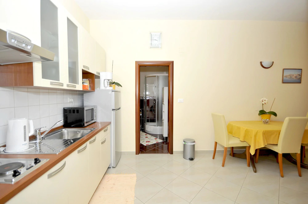 Apartments Roza