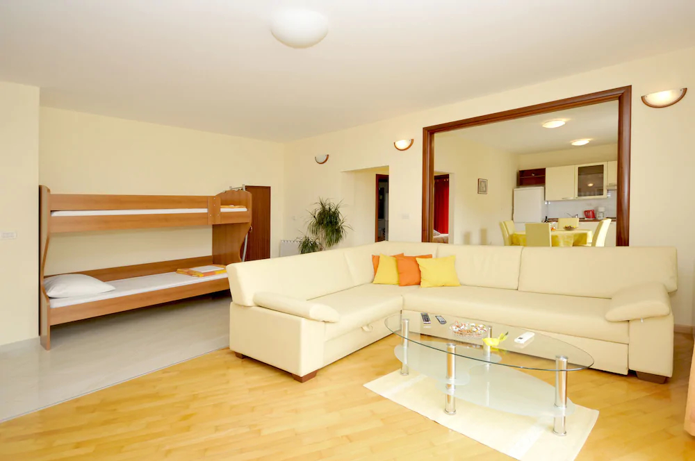 Apartments Roza