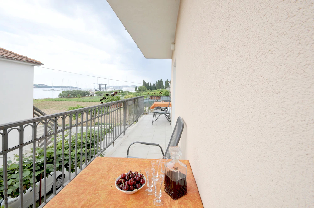 Apartments Roza