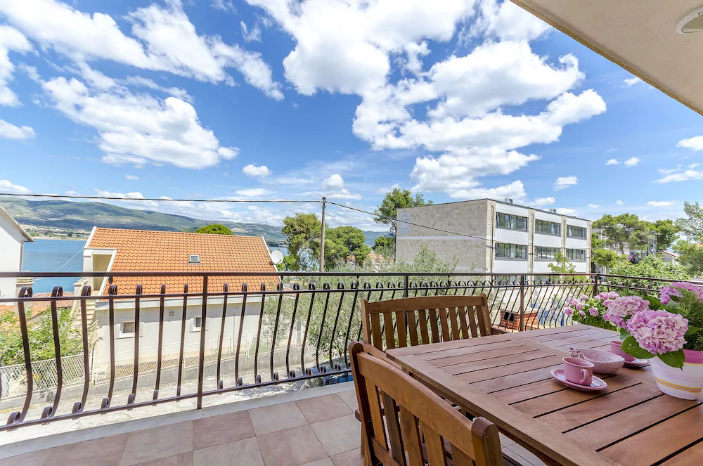 Apartments Toma