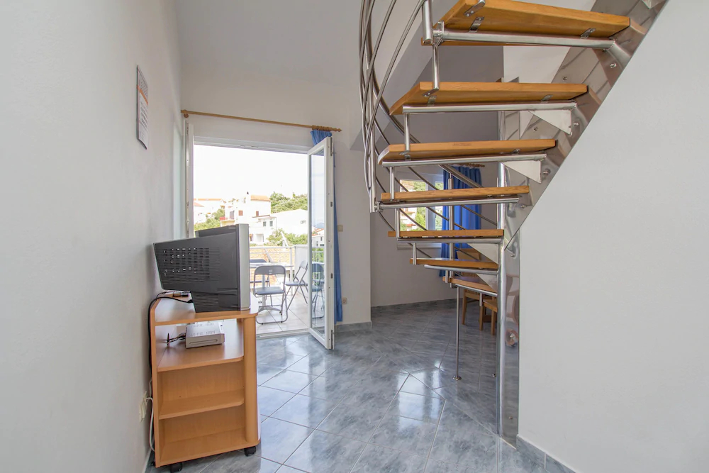 Apartments Vrlika