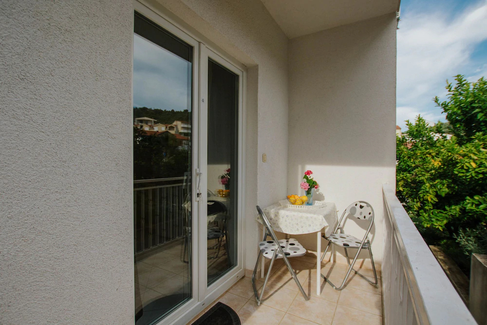 Apartments Vrlika
