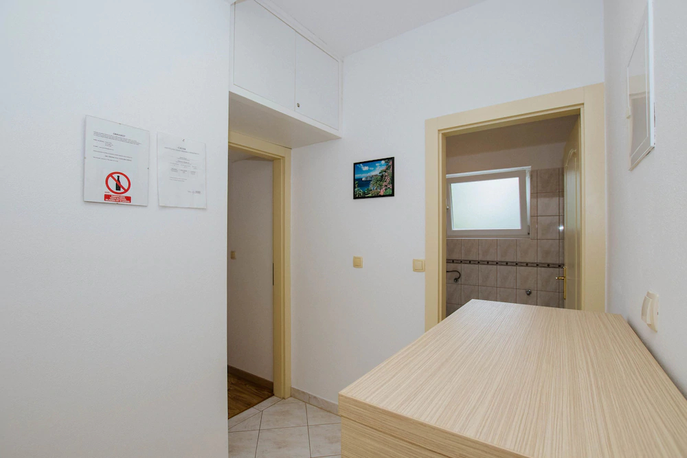 Apartments Vrlika