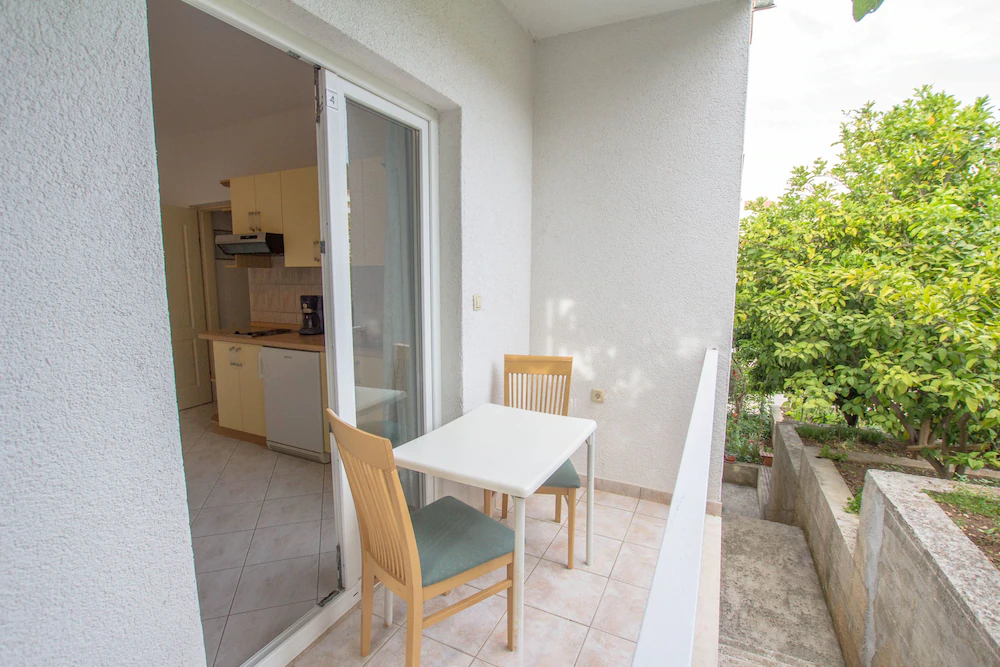 Apartments Vrlika
