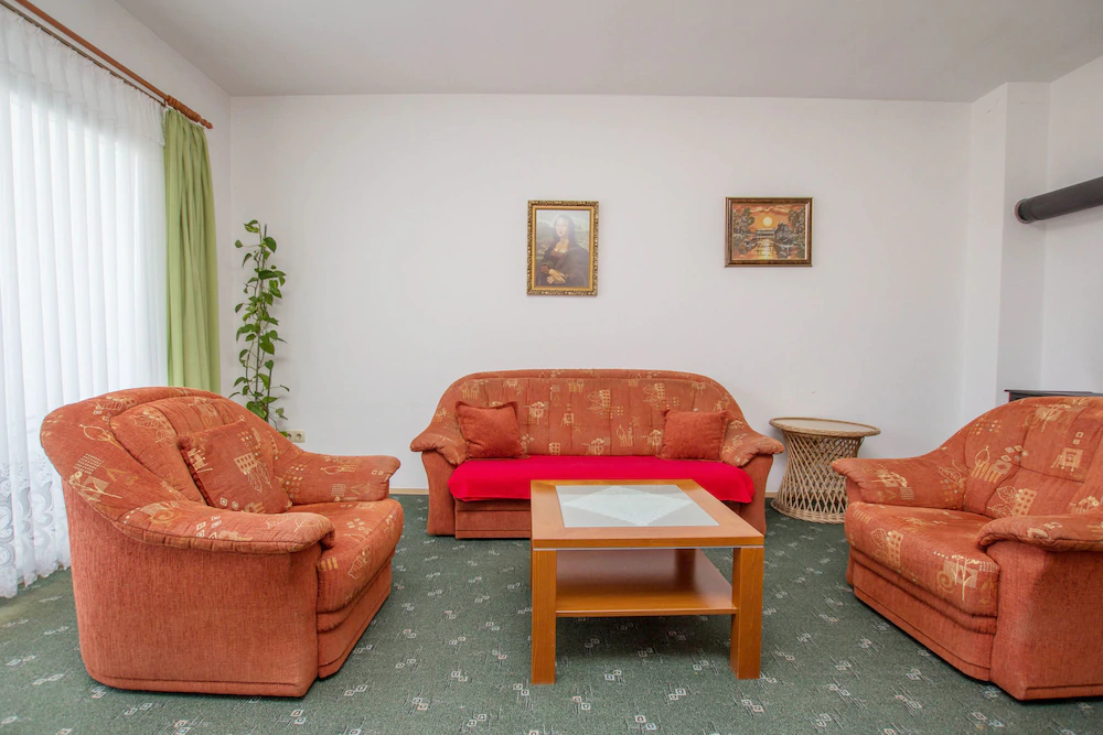 Apartments Vrlika