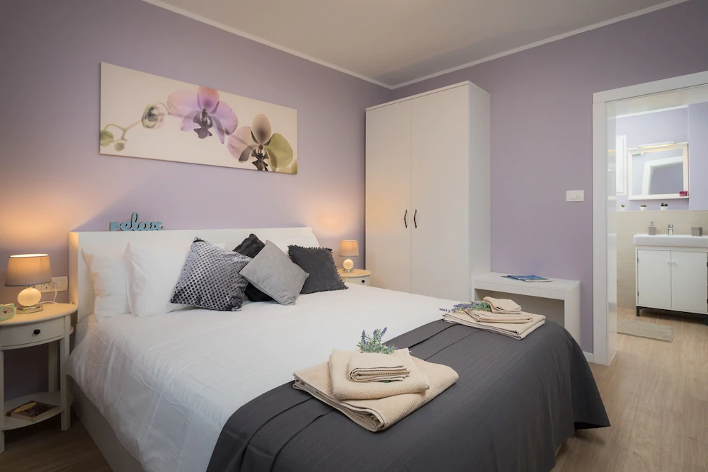Apartments Zlatin Dvor