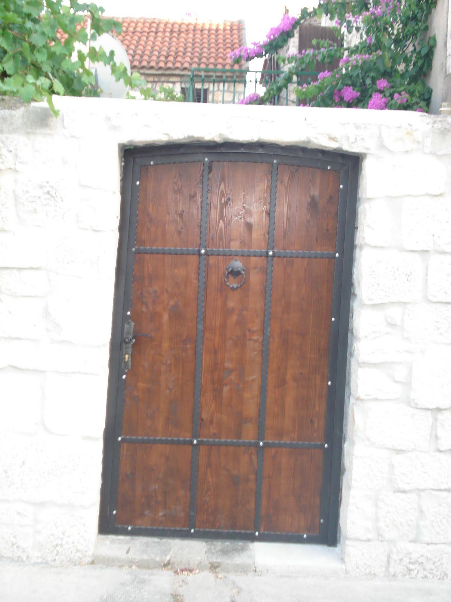 Carol Rooms Guesthouse
