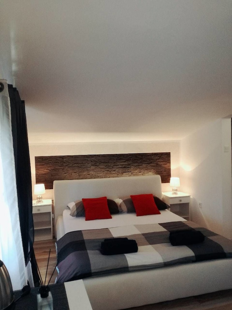 Guest House Exalto