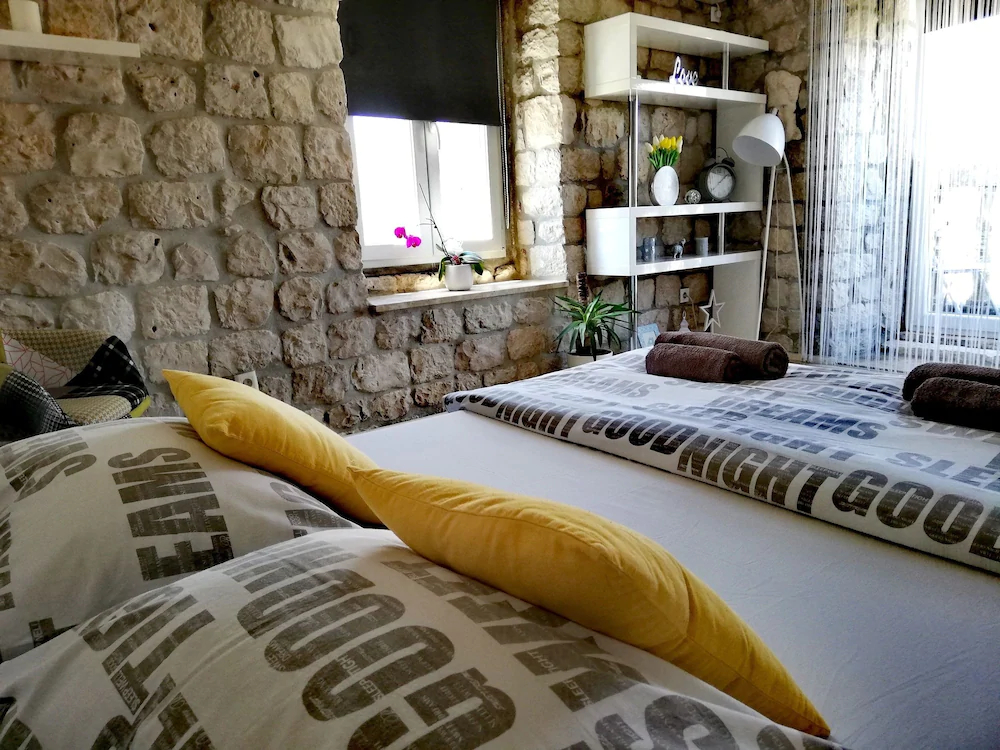 Guest House Exalto