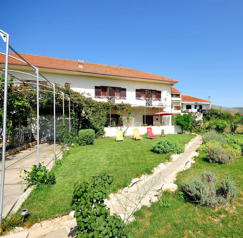 House Ivica