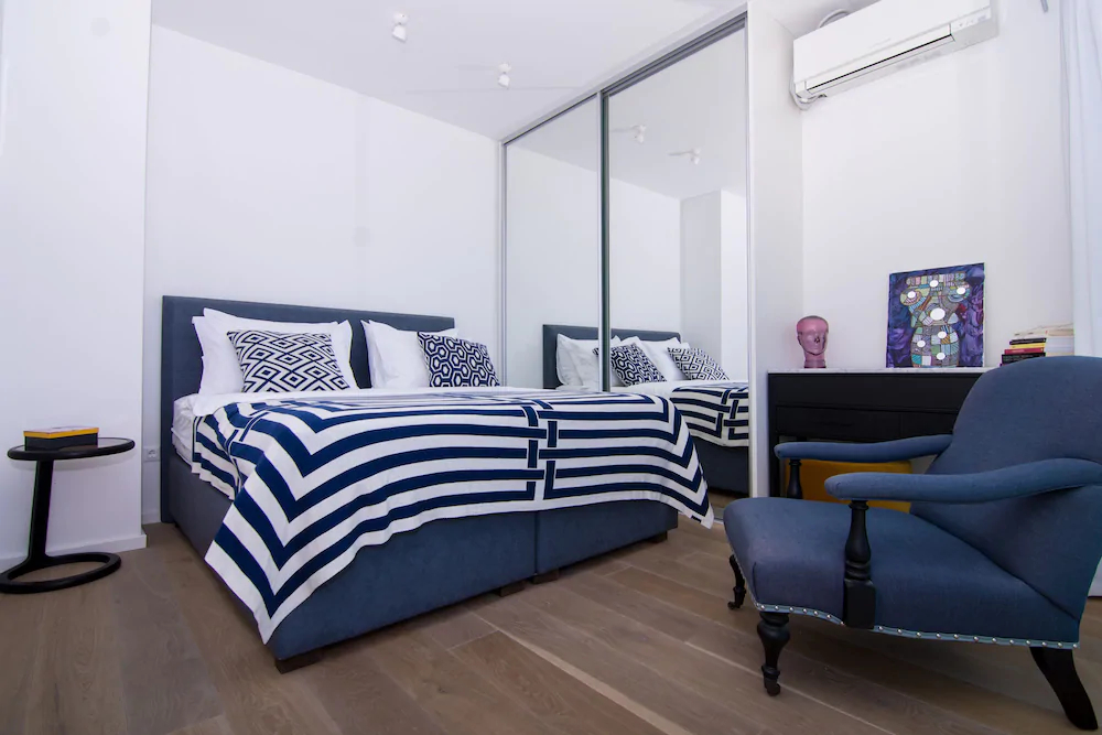 Livingstone Beach House