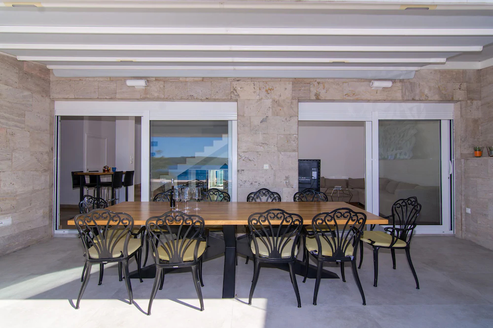 Livingstone Beach House