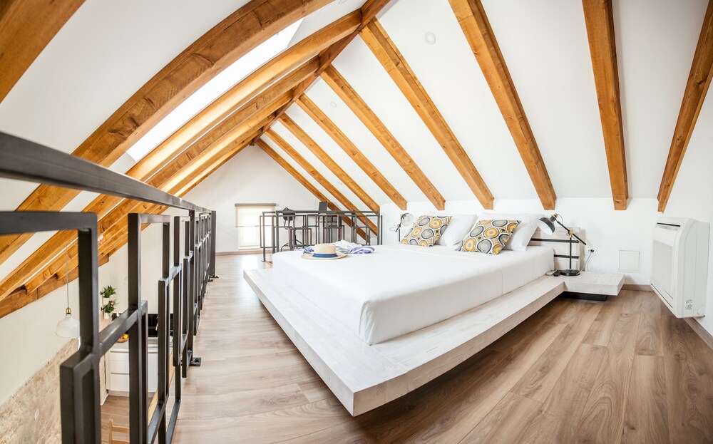 Townhouse Lucia