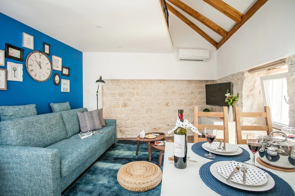 Townhouse Lucia