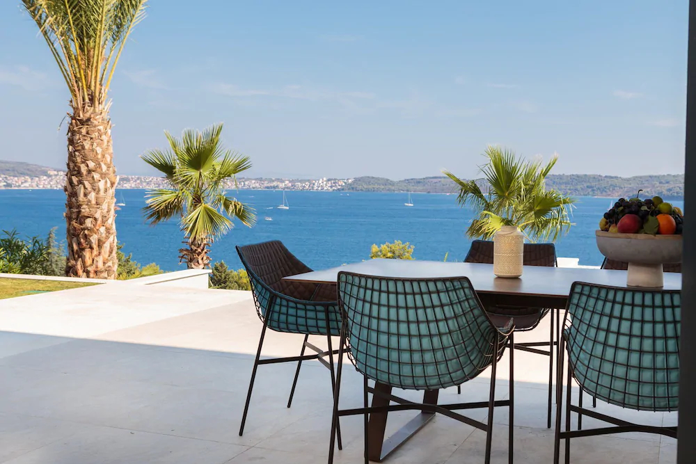 Ultraluxury Villa Elyzeum