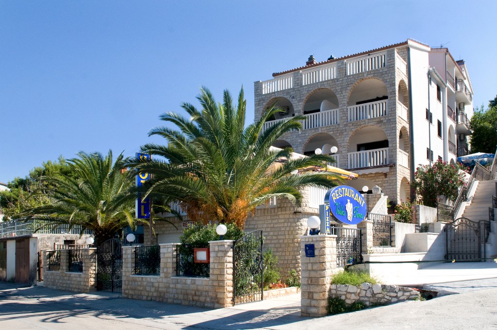 Vila Tina