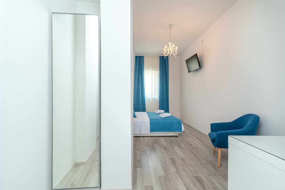 Villa Lux