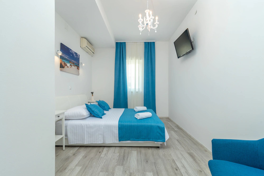 Villa Lux