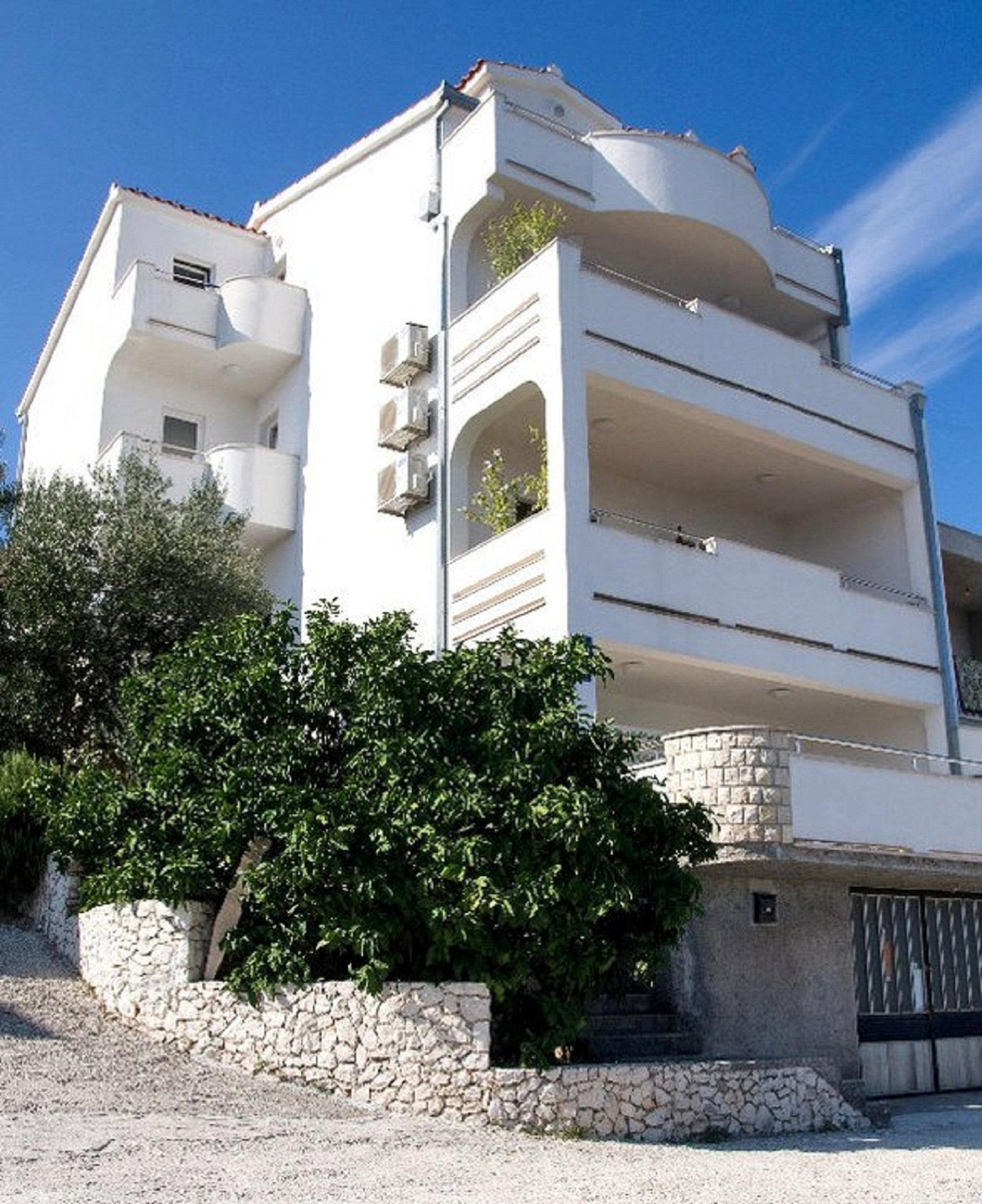 Villa TOP