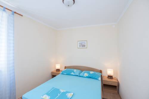 Radovcic Apartments and Rooms