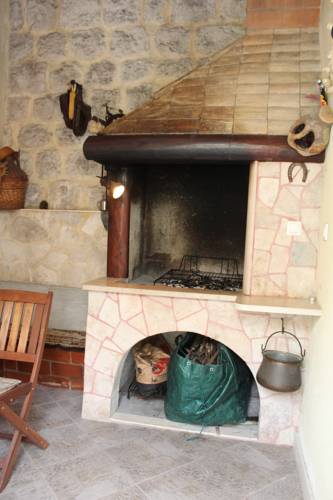 Radovcic Apartments and Rooms