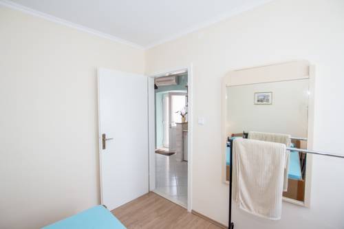 Radovcic Apartments and Rooms