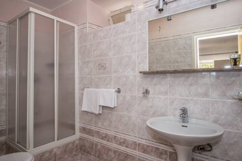 Radovcic Apartments and Rooms