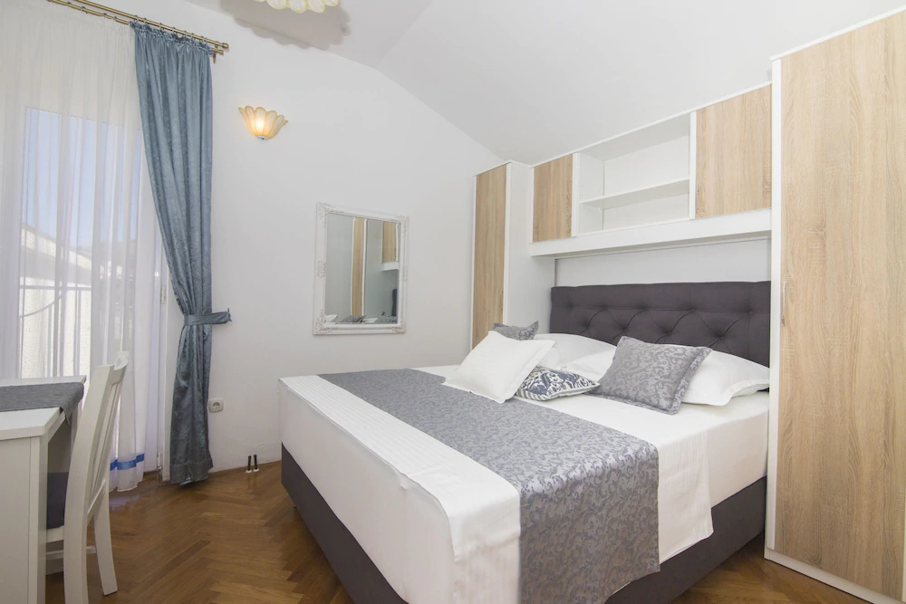 Apartments And Rooms Kapulica