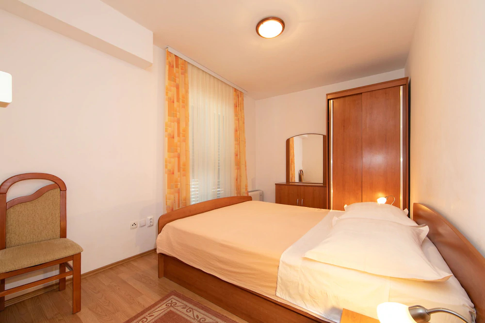 Apartments Biser